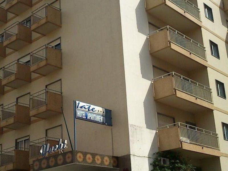 Hotel Apartamento Iate ポルティマン エクステリア 写真